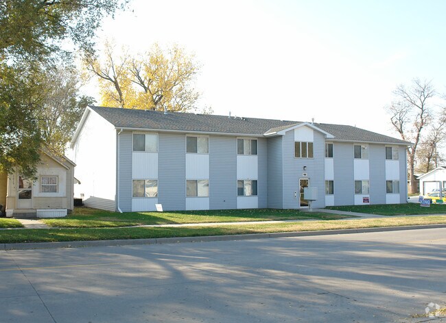 Building Photo - Thomas Rentals