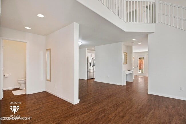 Building Photo - 11476 Discovery Park Dr