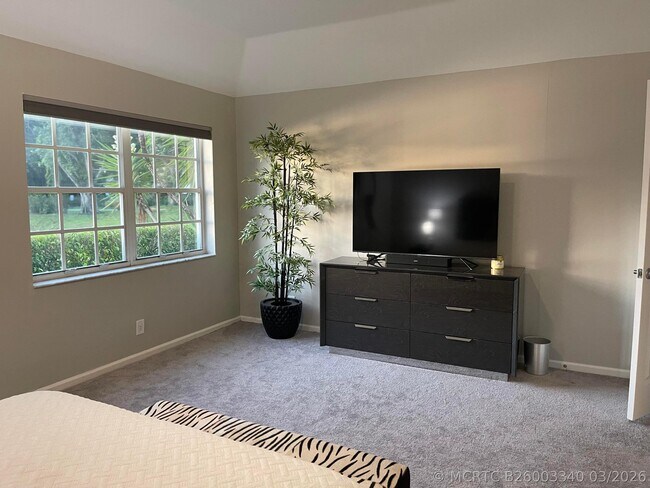 Building Photo - 11530 Briarwood Cir