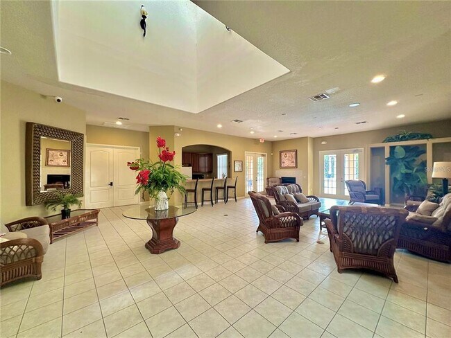 Building Photo - 3044 Camino Real Dr S