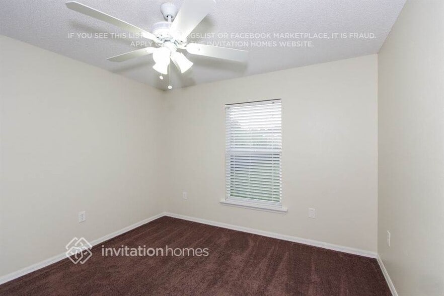 Building Photo - 575 Eagle Ct