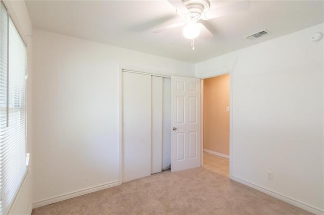 Building Photo - 2515 Greenhurst Dr