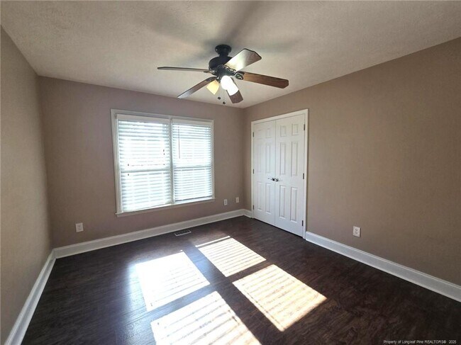 Building Photo - 5544 Bear Creek Cir