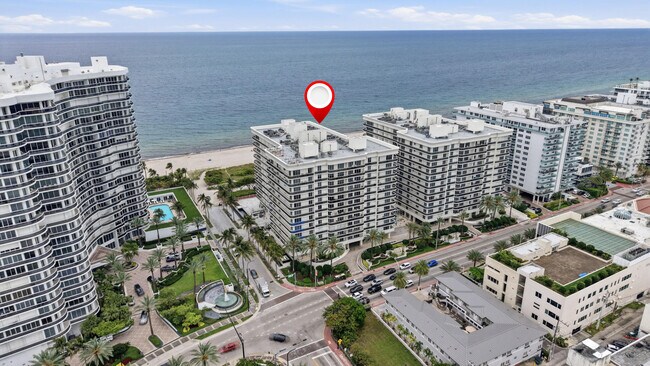 Building Photo - 9595 Collins Ave