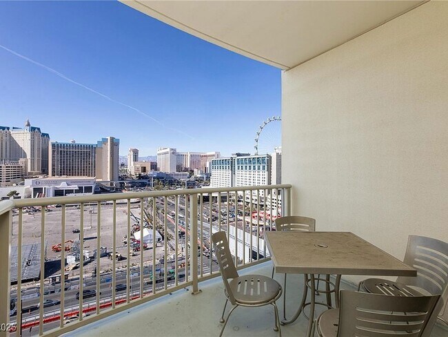 Building Photo - 211 E Flamingo Rd