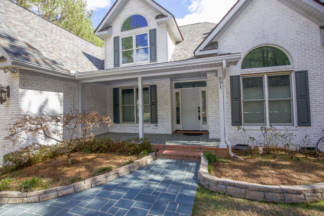 Building Photo - "Modern 3-Bedroom Home with 3 Full Bathrooms and Spacious Living Areas in Vass, NC!"