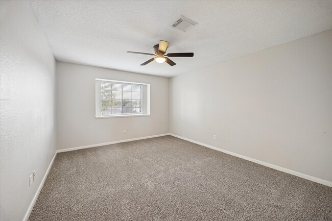 Building Photo - 25126 Barmby Dr