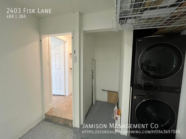 Building Photo - 2403 Fisk Ln