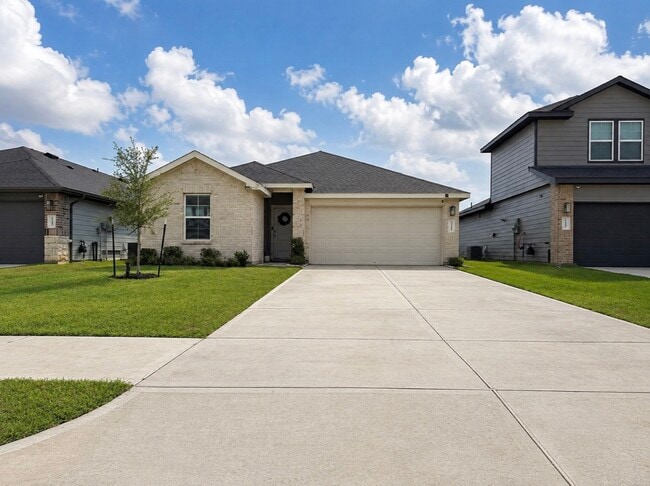 Building Photo - 4243 Brinkworth Dr