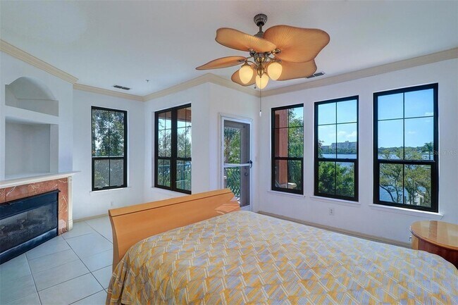 Building Photo - 2757 Via Cipriani