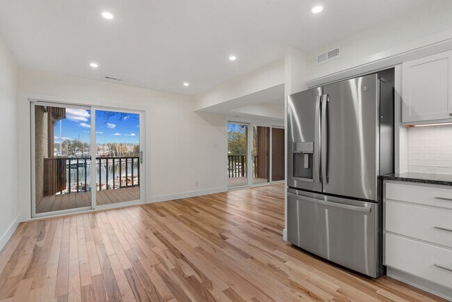 Building Photo - Coming Soon! Waterfront Living in Eastport – Renovated Condo in Severn House