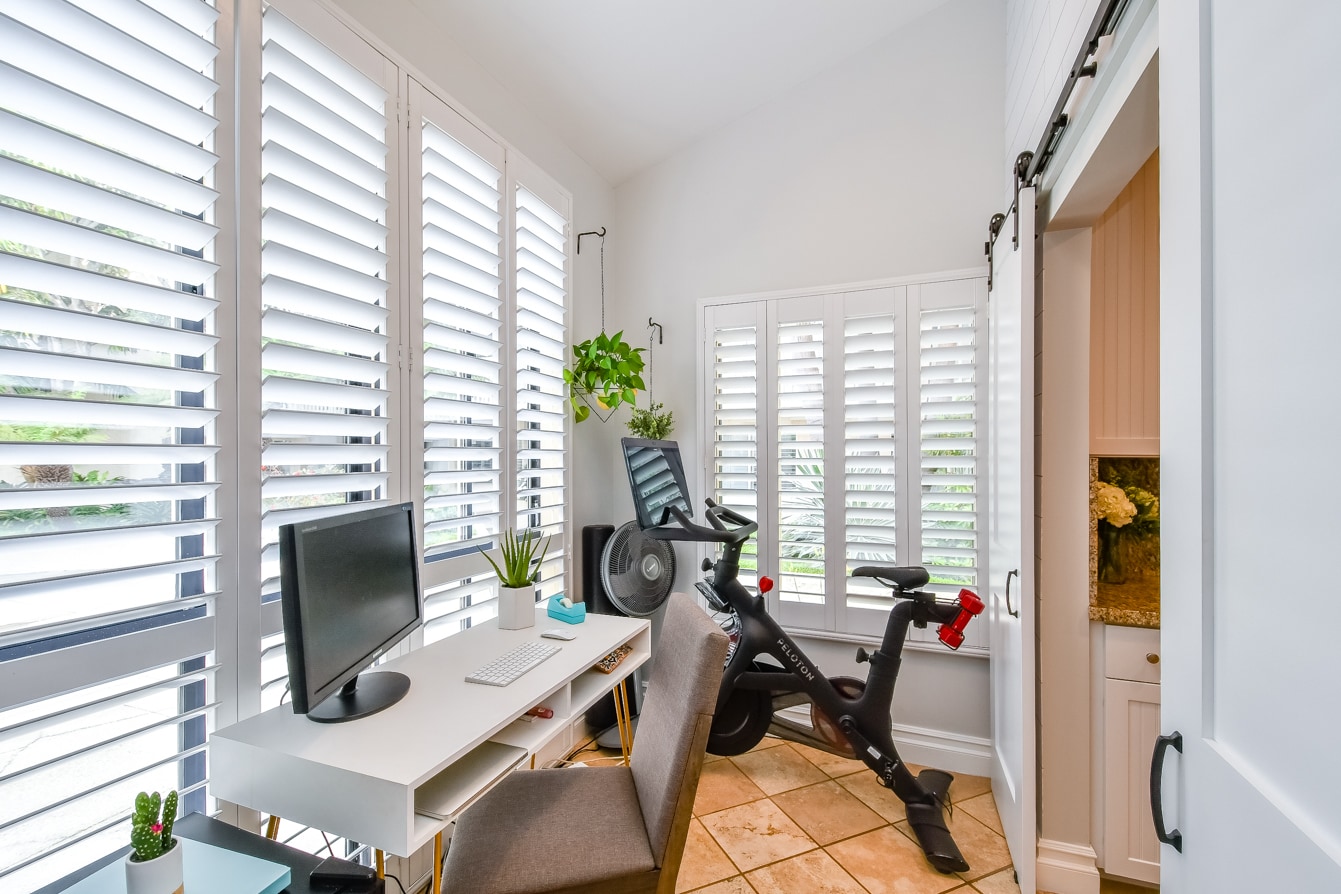 Office - 7301 Vista del Mar