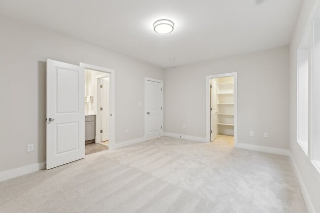 Building Photo - Stunning 2025 New Build