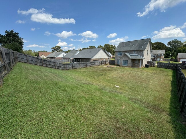 Building Photo - 3BR/2BA Home For Rent