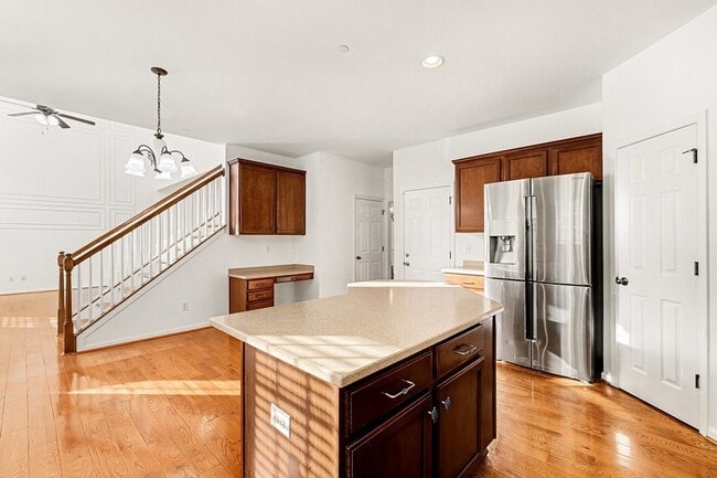 Building Photo - 8816 Caswick Ct