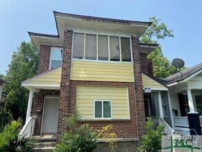 Building Photo - 1205 E 38th St