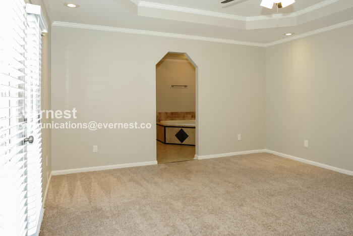 Building Photo - 100 Shackleford Rd