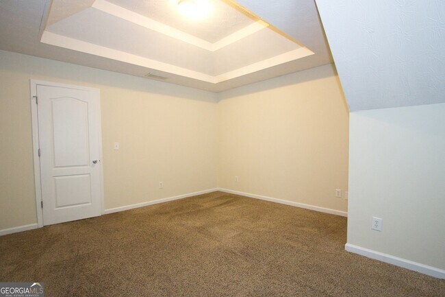 Building Photo - 4333 Beaver Tree St