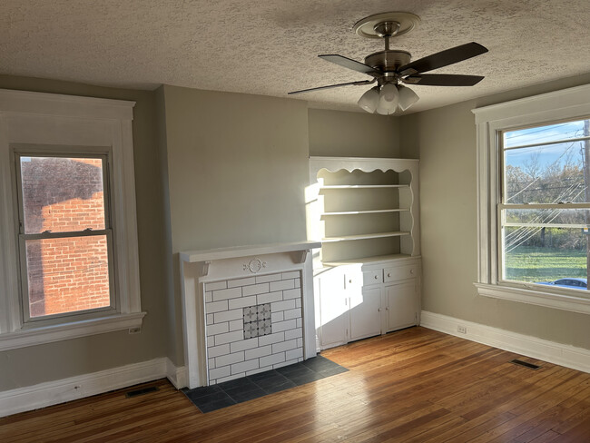 Bedroom 1 - 1816 Brewster Ave