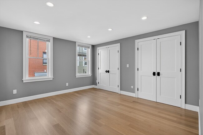 Building Photo - 17 Allston St