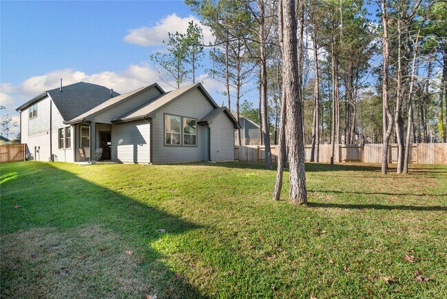 Building Photo - 389 Andes Dr