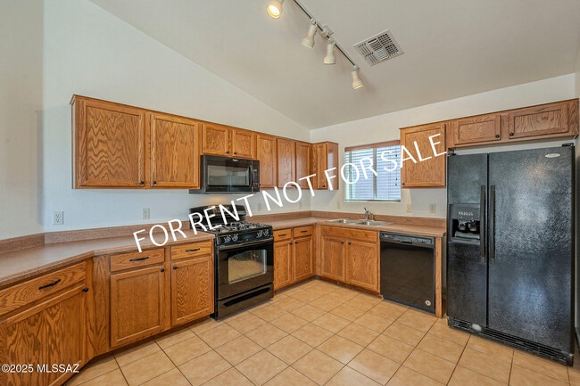 Building Photo - 6339 E Garden Stone Dr