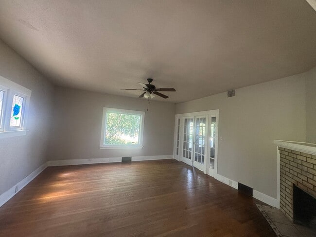 Building Photo - Non-Refundable & Security Deposit Total: $...