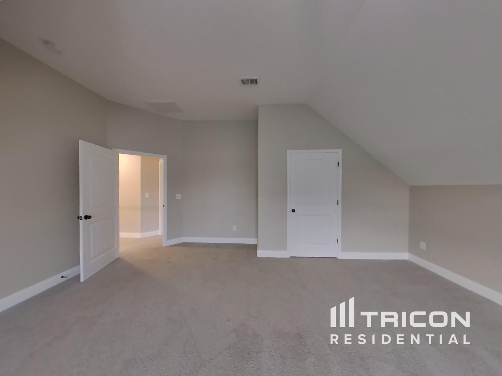 Building Photo - 891 Isaac Dr