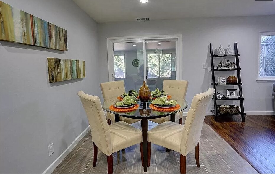 Dinning - 373 DAYTON AVE