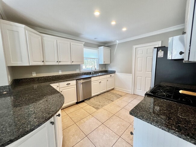 Building Photo - 344 Cottage Farm Dr