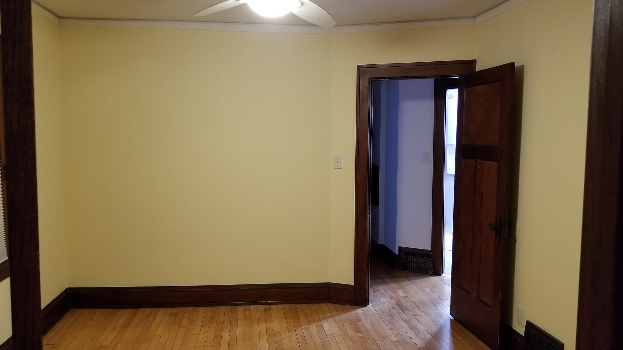 Bedroom 2 - 1522 E Marion St