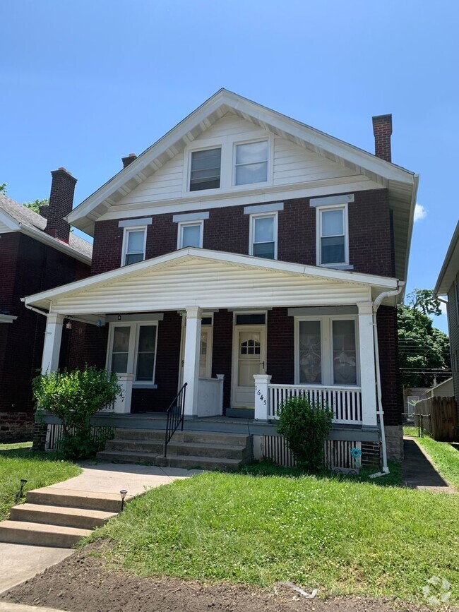 Building Photo - 1645-47 E Granville St