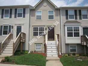 Building Photo - 14306 Newbern Loop