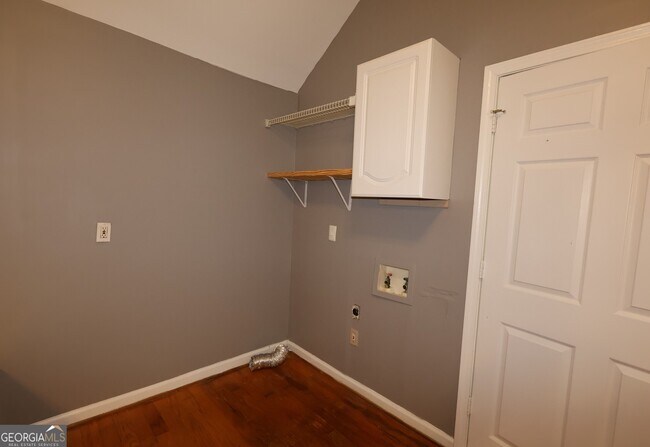 Building Photo - 771 McLendon Dr