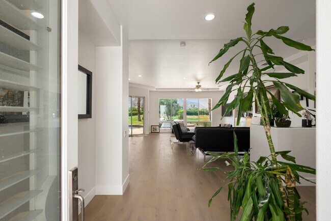 Building Photo - 78695 Castle Pines Dr