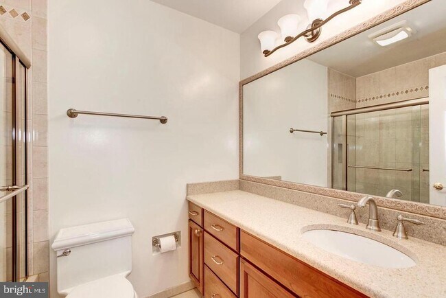 Building Photo - 11220 Broad Green Dr