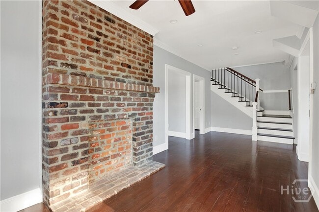 Building Photo - 38 Price St