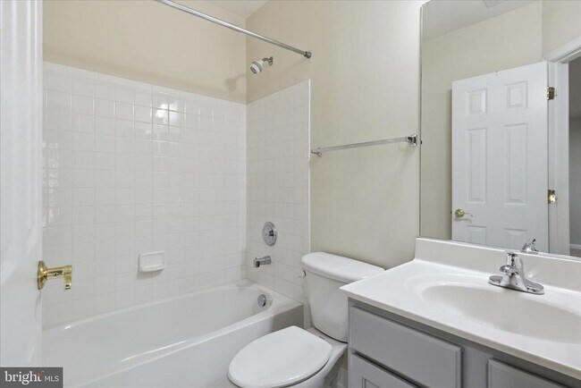 Building Photo - 21824 Ladyslipper Sq
