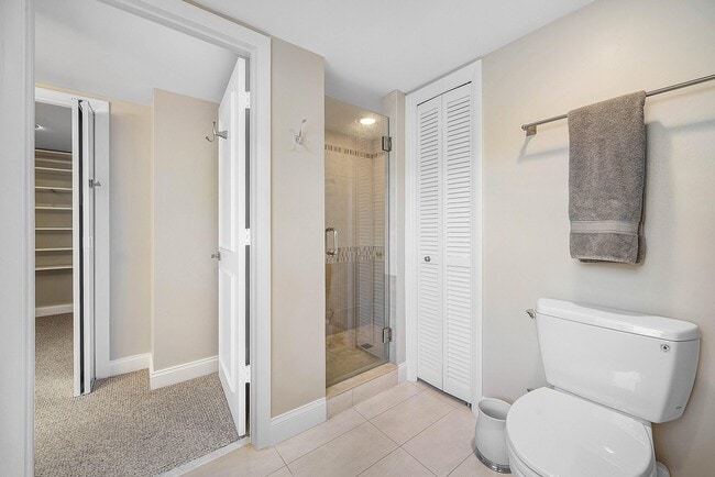 Building Photo - 120 S Ocean Blvd