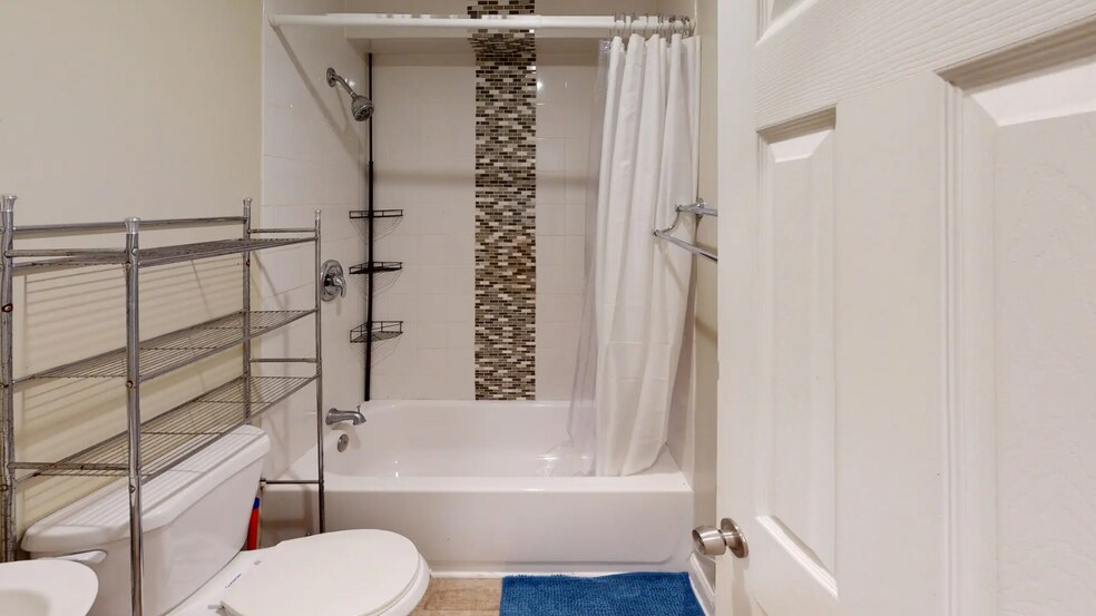 Bathroom - 3541 Holmead Place Northwest
