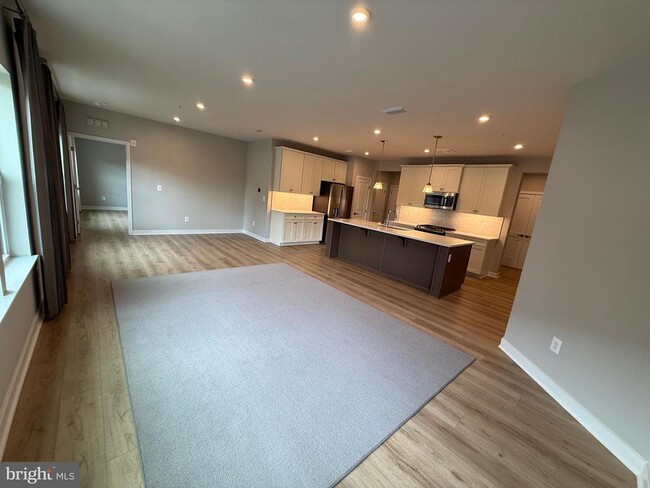 Building Photo - 4395 Peach Lily Ln