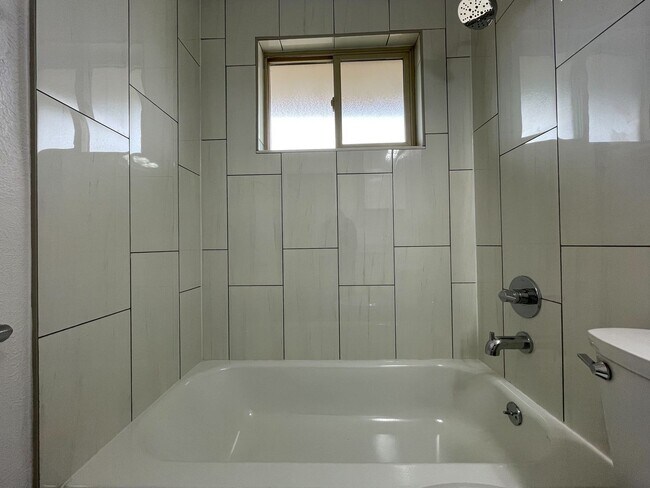 Building Photo - 770 Vrain St