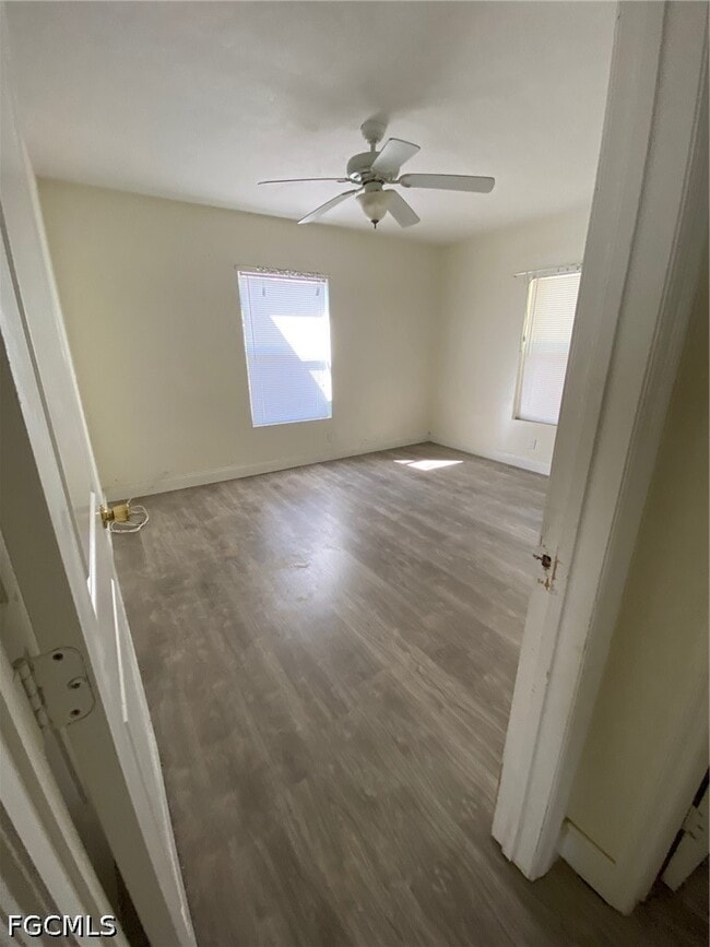 Building Photo - 2039 Kurtz St