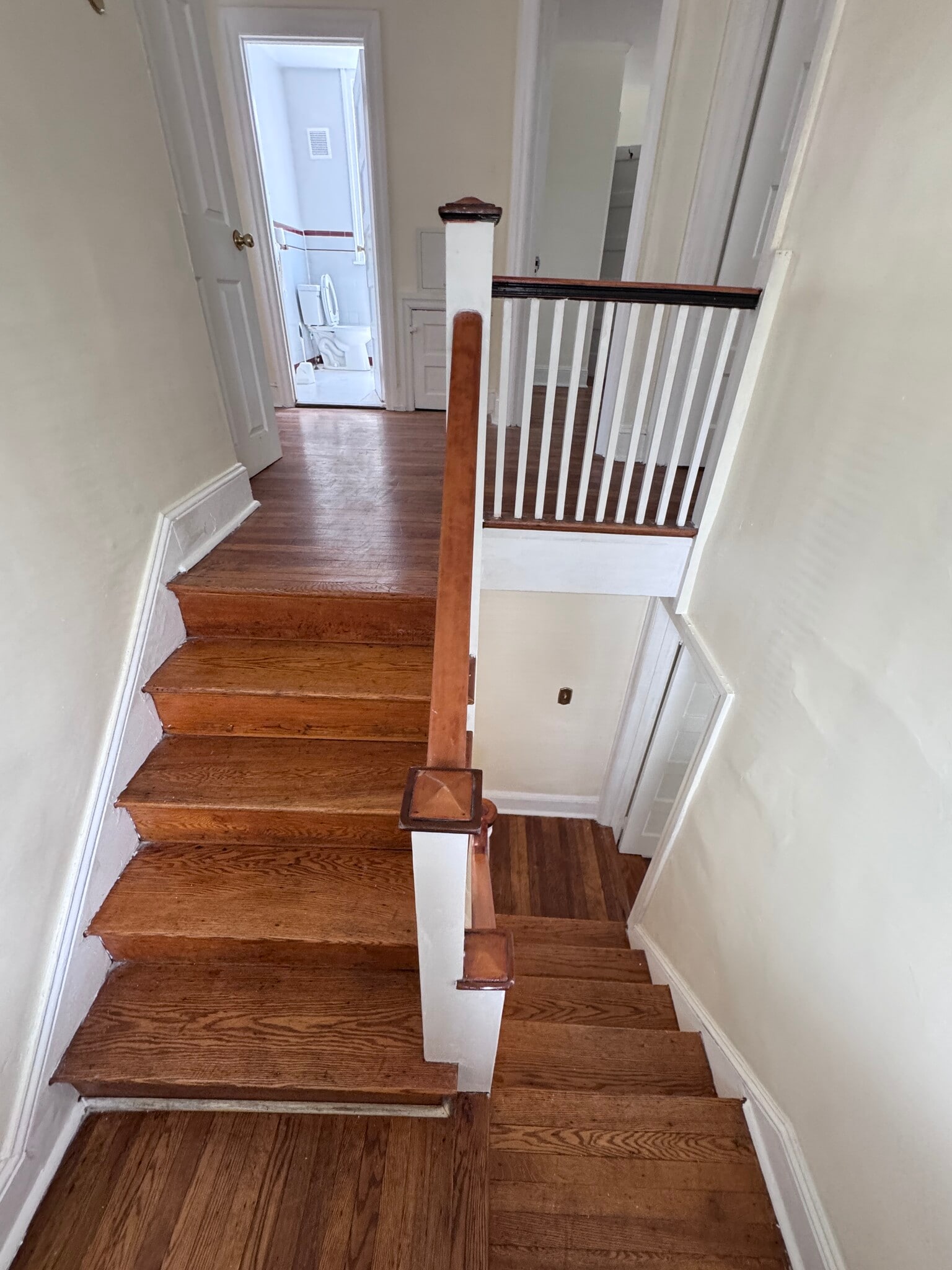 Stairway 2 - 24 Overhill Rd