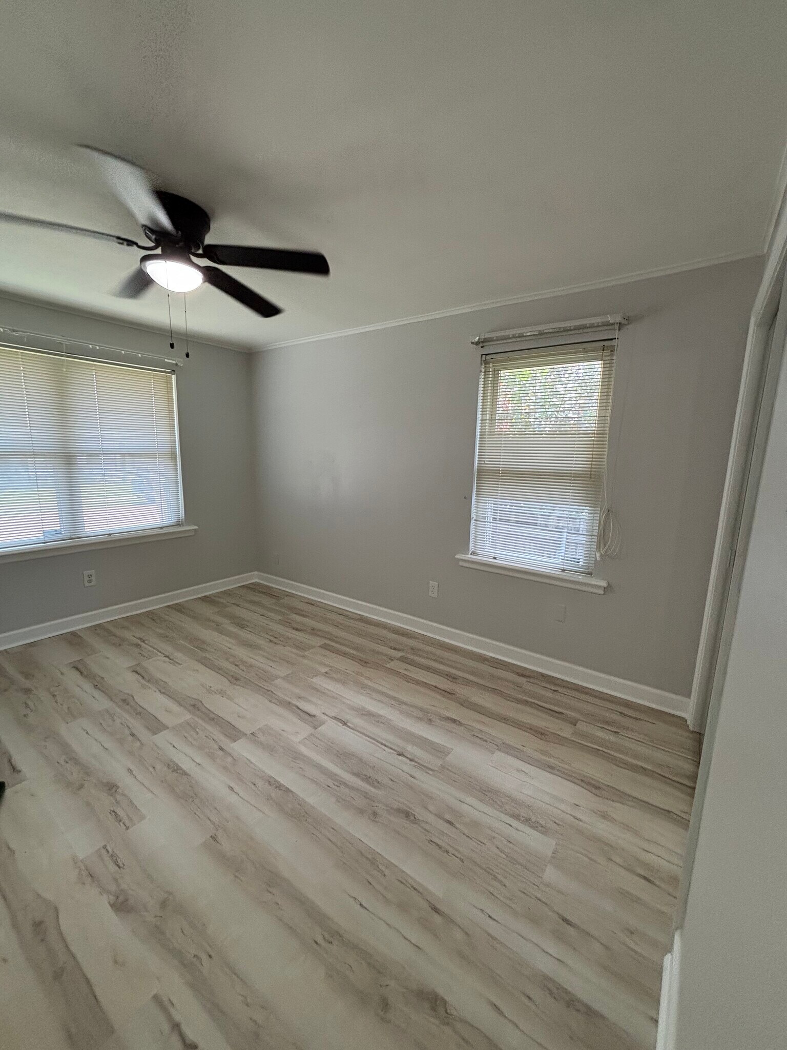 Front Bedroom - 1350 Sylvia Ave