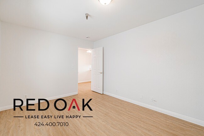Building Photo - 12903 Roselle Ave