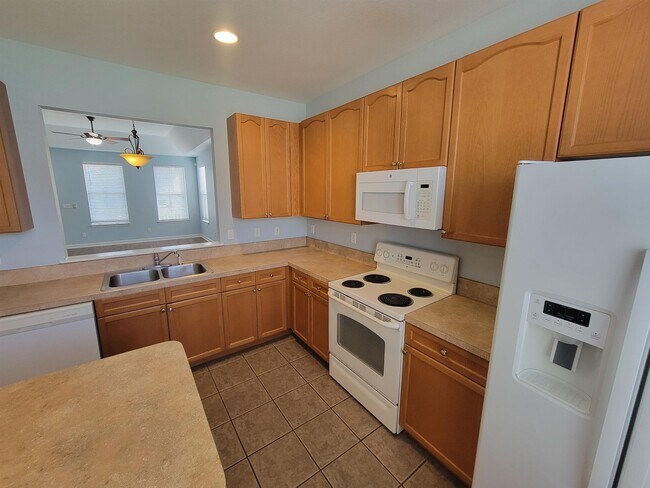 Building Photo - 3304 Calumet Dr