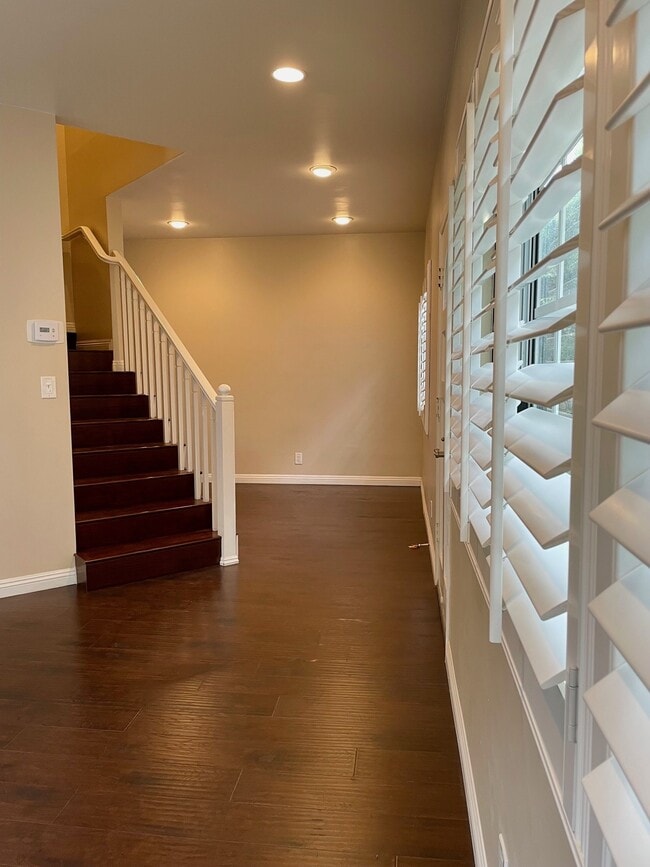 Building Photo - 2402 34th St