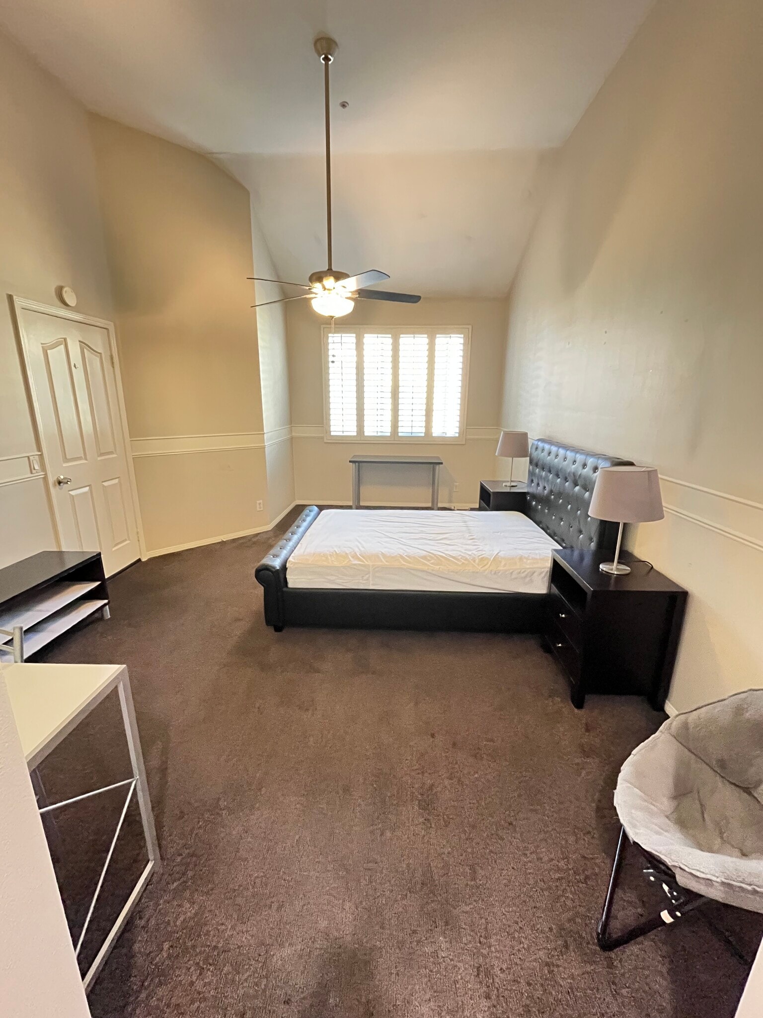 Building Photo - 13383 Savanna