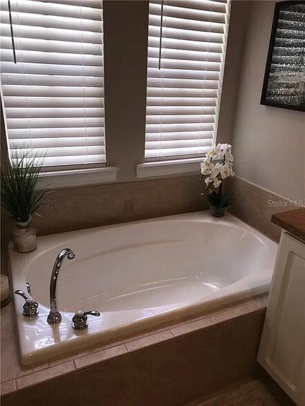 Building Photo - 106 S Moody Ave